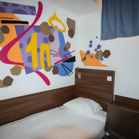 Hotel Le Pastel 2*