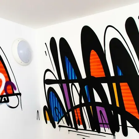 Le Pastel Hotel